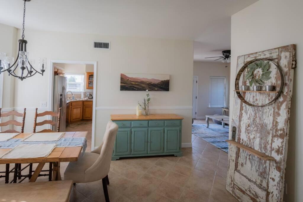 Our Farmhouse, Our Place: Cozy And Cute Homestead! Paso Robles Dış mekan fotoğraf